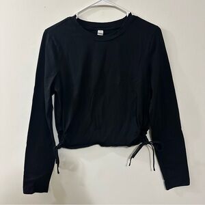 Lululemon Cinched Cut-Outs Cotton Long-Sleeve Tee Shirt in black Size Small